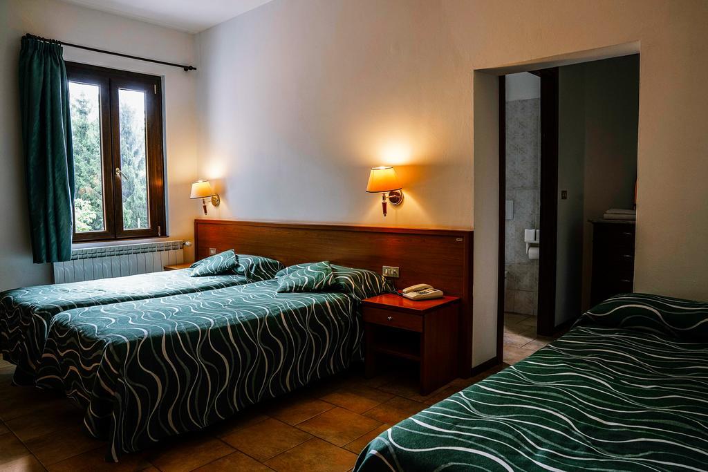 Agriturismo Cascina Del Vai Cairo Montenotte Exterior photo