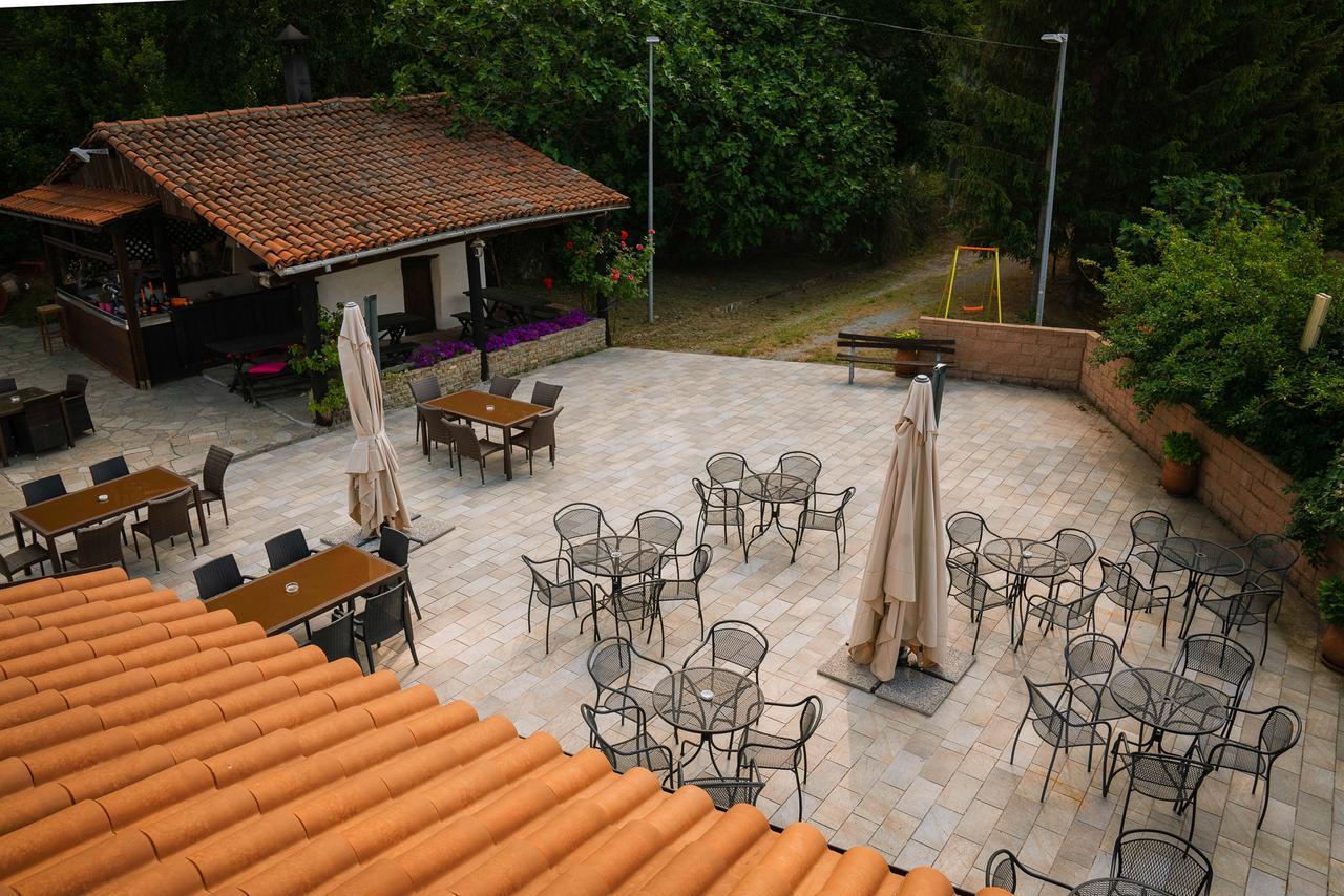 Agriturismo Cascina Del Vai Cairo Montenotte Exterior photo