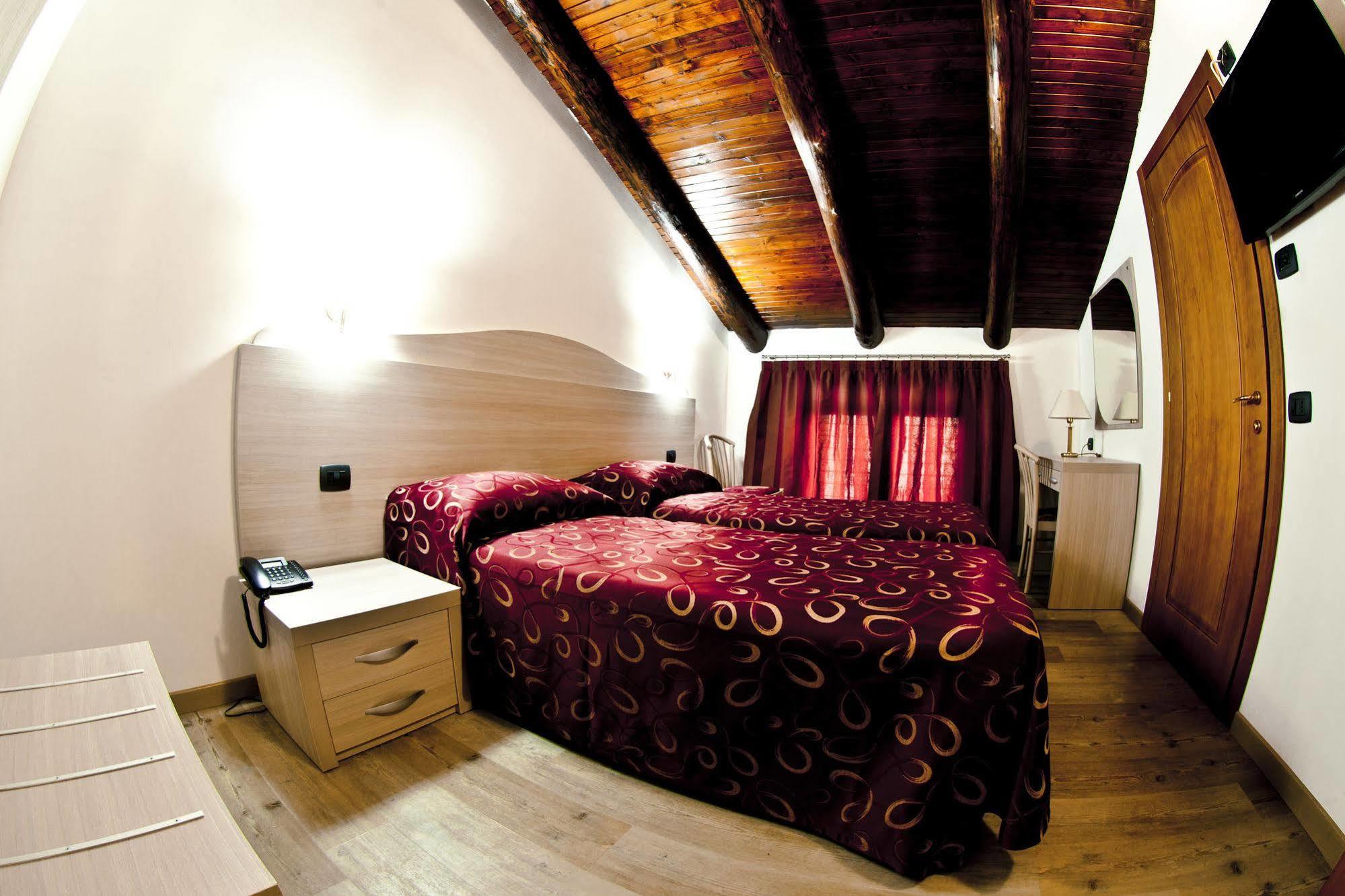 Agriturismo Cascina Del Vai Cairo Montenotte Exterior photo